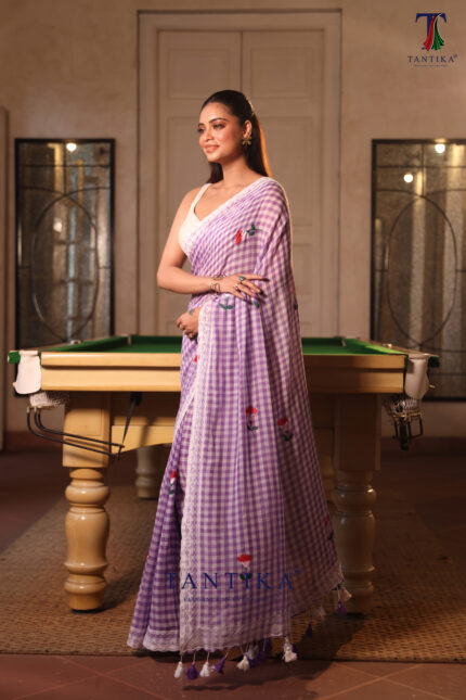Lavender Purple Pure Mull Cotton Less Border Hand Painted Saree alternate view