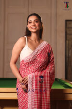 Red Pure Mull Cotton Less Border Hand Painted Saree - Image 2